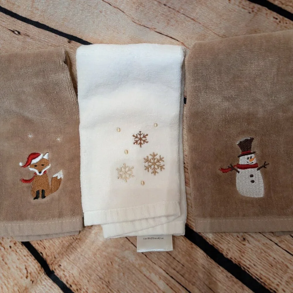 Festive Brown and White Hand Towels Set